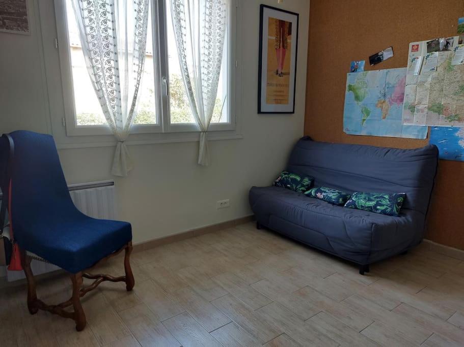 Villa De Charme Avec Piscine Saint-Jory Bagian luar foto
